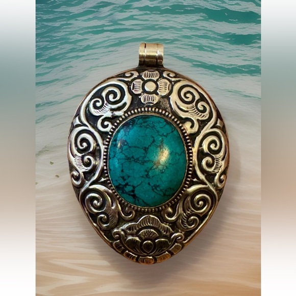 Himalayan Crafts Jewelry - Vintage & Large Hand Carved Ethnic Tibetan Silver & Turquoise Pendant 32grams